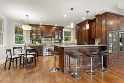 5 beds, 4 baths, 3,498 sqft, $9,900, Unit 2