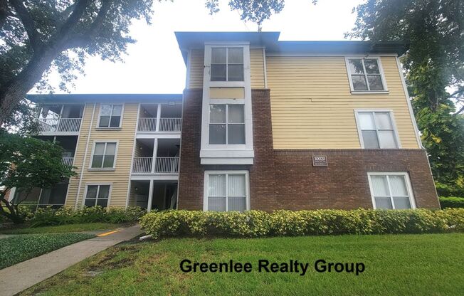 Resort-style living in the heart of Tampa—don’t miss this updated 1BR/1BA condo!