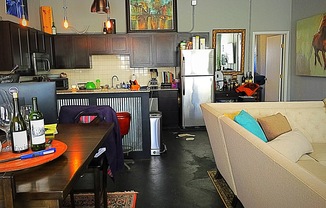 Urban Living- One bedroom/1Bath Flat- Unique Design- Great Location