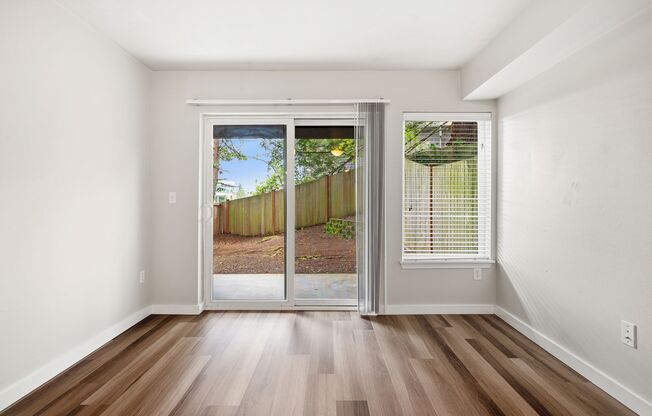 1 bed, 1 bath, 698 sqft, $2,095, Unit 105