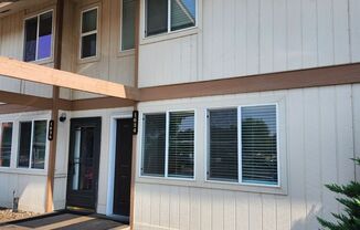 Updated Townhome, Short Commute to Hanford & PNNL!