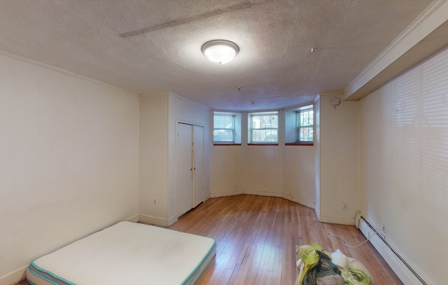 513 Beacon St.