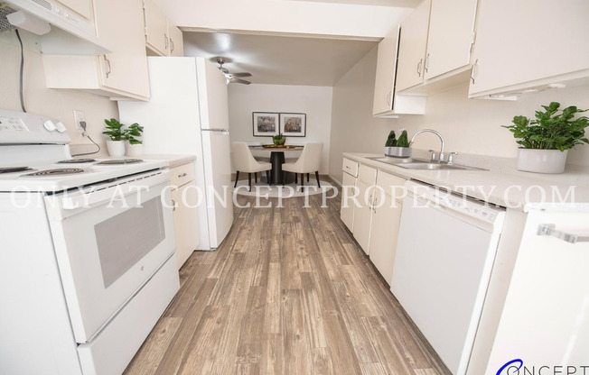 2 beds, 1 bath, 810 sqft, $1,349, Unit 30