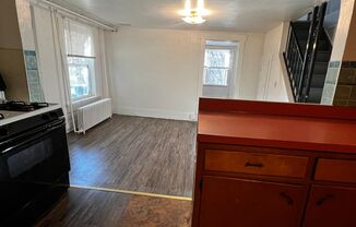 2 beds, 1 bath, $750, Unit 1156 A