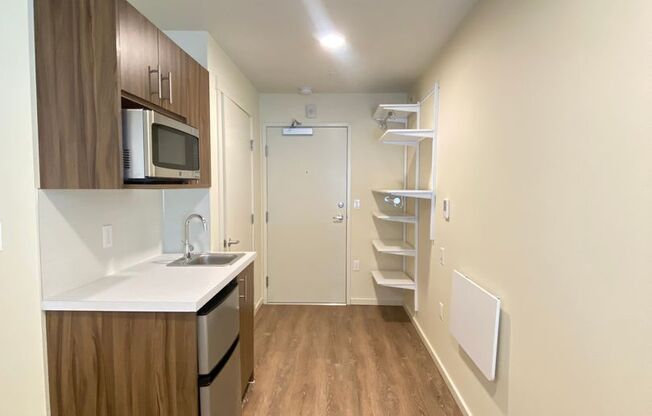 Studio, 1 bath, 175 sqft, $1,250, Unit 409-MFTE