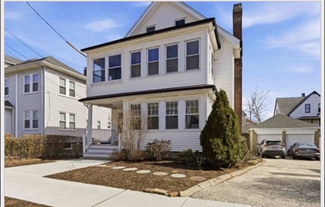 18 CHANDLER ST