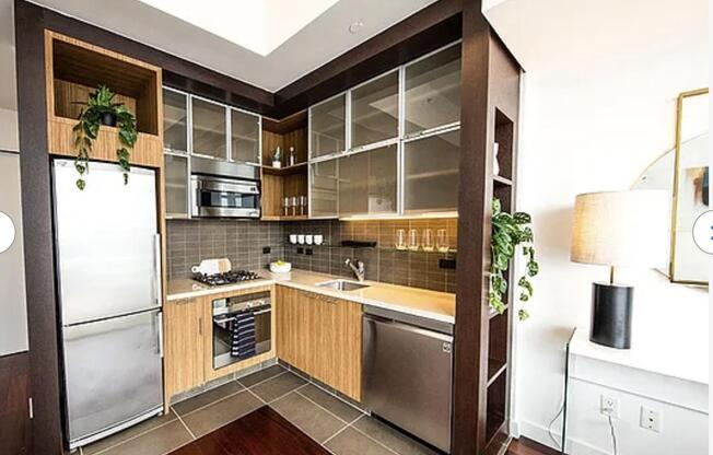1 bed, 1 bath, $5,280, Unit S8K