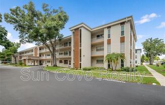 5880 38 AVE N