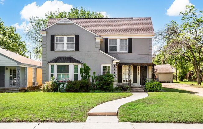 Spacious Lower Greenville Duplex - 3 Bedrooms!