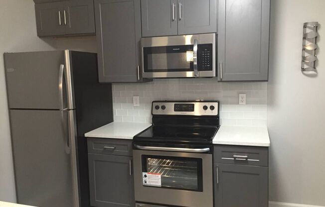 1 bed, 1 bath, 750 sqft, $1,199, Unit 03