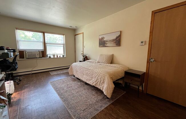 1653 S. 77th St.