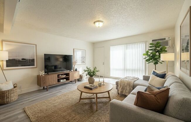 1 bed, 1 bath, 650 sqft, $1,295, Unit 5307-36