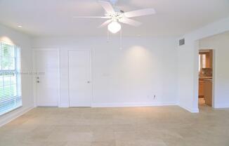 501 MENENDEZ AVE