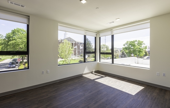 1 bed, 1 bath, 702 sqft, $3,100, Unit 301