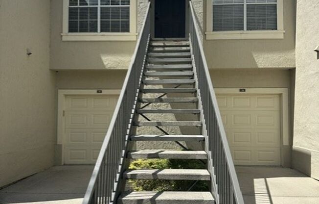 Super Cute Condo in Bishops Court!!!