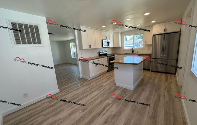 STATUS: AVAILABLE   | R293 | $2095.00