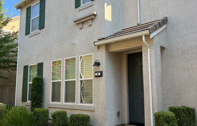 FABULOUS 3 BEDROOM HOUSE IN VILLEMONT ROSEVILLE!