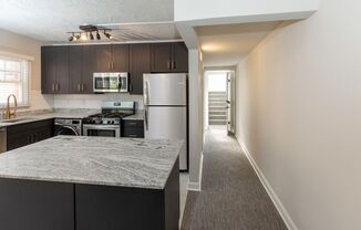 1 bed, 1 bath, 680 sqft, $1,095, Unit 003