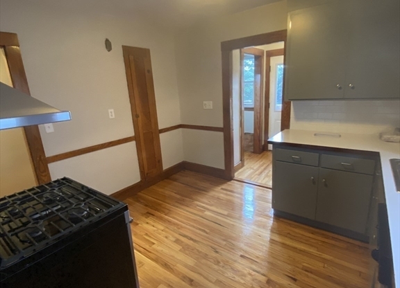 77 WALK HL ST