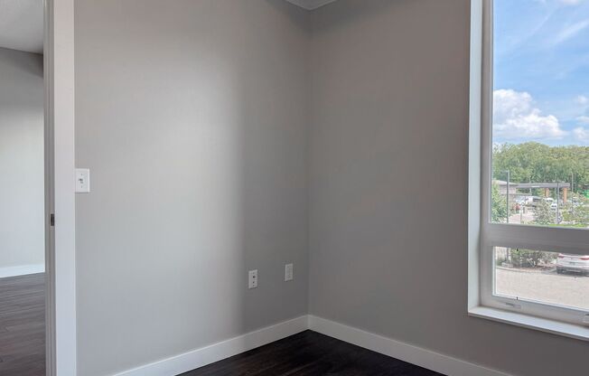 1 bed, 1 bath, 811 sqft, $1,775, Unit 839 - 202