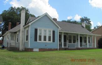 412 EBENEZER AVE