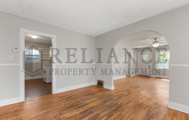 129 N MERIDIAN AVE