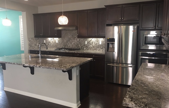 Move in Ready Home in the Beautiful Del Sur Community