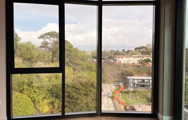 2 beds, 2 baths, 816 sqft, $4,995, Unit 909