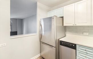 Studio, 1 bath, $2,150, Unit # 2521