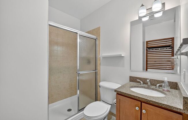 Available Now! 2 Bed // 2 Bath in Bloomingdale / Ledroit Park with Parking!