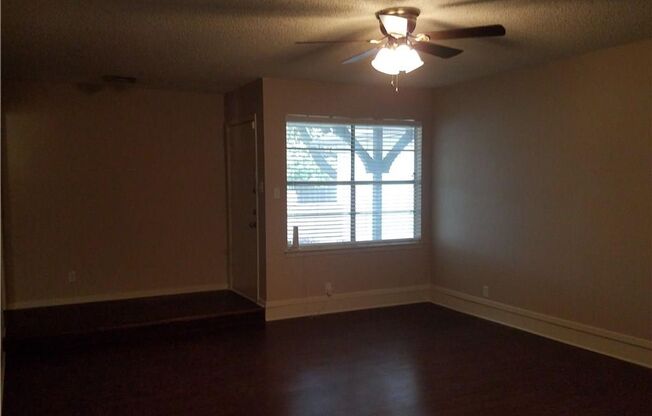Welcome to this spacious 2-bedroom, 2-bath duplex located in the desirable South Ridge Addition.