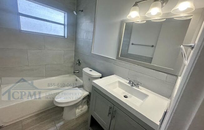 1 bed, 1 bath, 744 sqft, $1,725, Unit 38