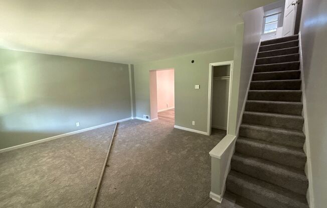 3 beds, 1 bath, $1,995