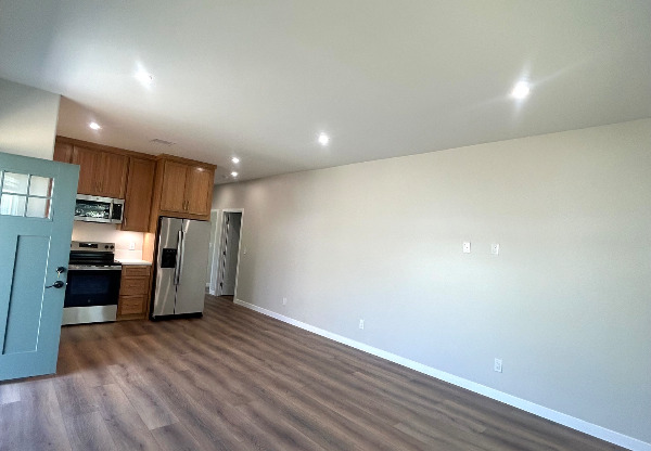 238 N DREXEL AVE