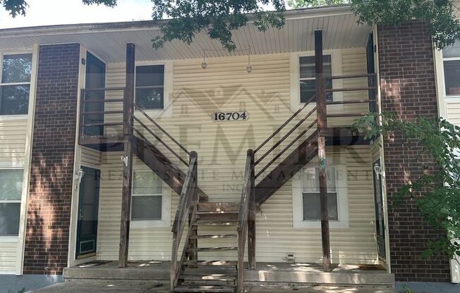 2 beds, 1 bath, $1,100, Unit 16704- #C