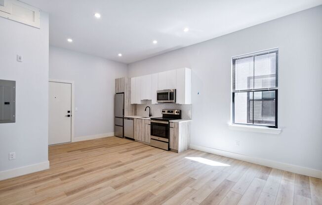 1 bed, 1 bath, 525 sqft, $2,050, Unit 26