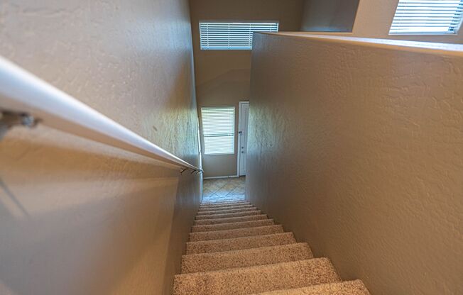 3 beds, 2 baths, $2,200, Unit # 2086