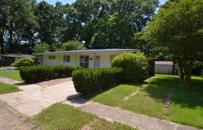 West Feliciana School District! 3 bedroom, 1.5 bath home in coveted Audubon Hills Subdiv