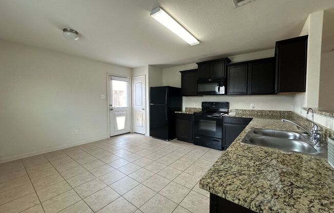 3 beds, 2 baths, $1,795