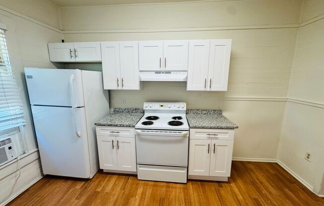 1 bed, 1 bath, 450 sqft, $925, Unit 5