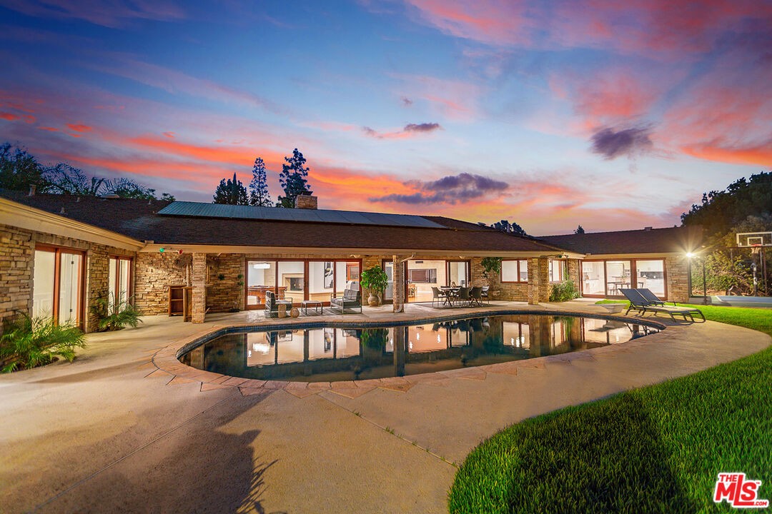 16564 Park Lane Cir Los Angeles, CA ApartmentAdvisor