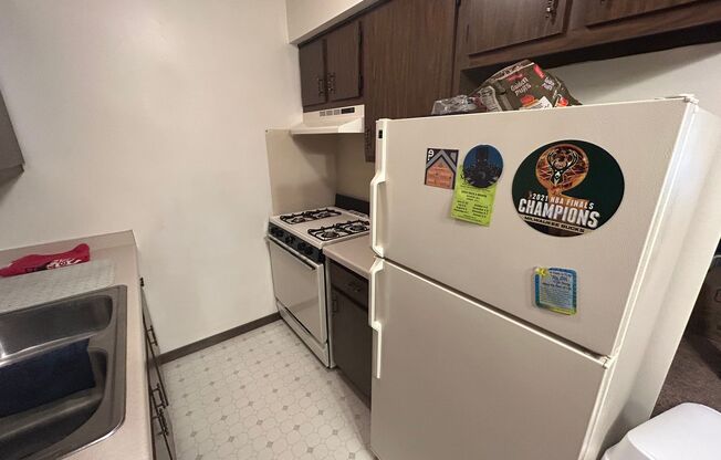 11208 W National Ave