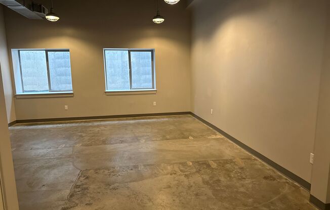 Studio, 1 bath, 679 sqft, $1,250, Unit B07