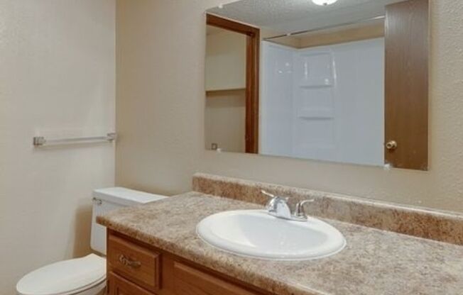 1 bed, 1 bath, 836 sqft, $850, Unit 104-9003