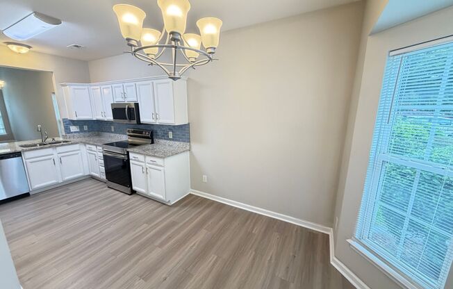 Very Nice 3 bed/2.5 bath Townhouse in Harrisburg Town Center community Garage/1st floor master/gas fireplace/back porch