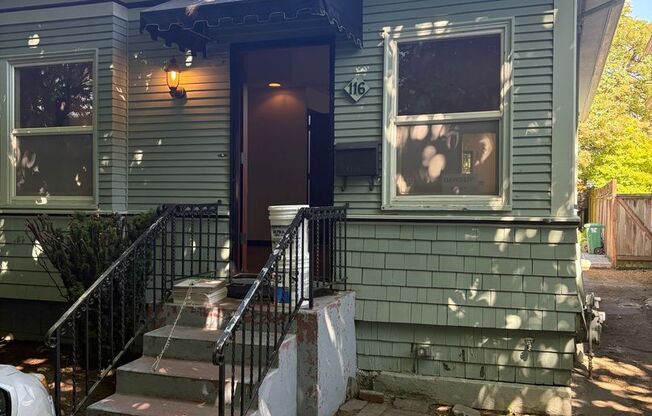 Beautiful 1908 Craftsman home for rent!