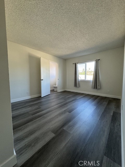 2 beds, 1.5 baths, 750 sqft, $2,300