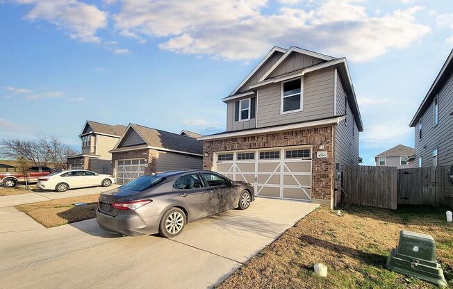 Stunning 3/BR 2.5/BA Home for Rent in Georgetown!