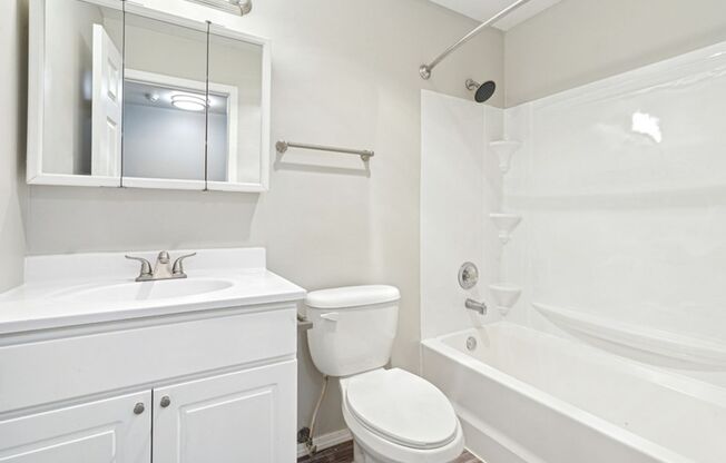 1 bed, 1 bath, 650 sqft, $1,185, Unit 3445-110