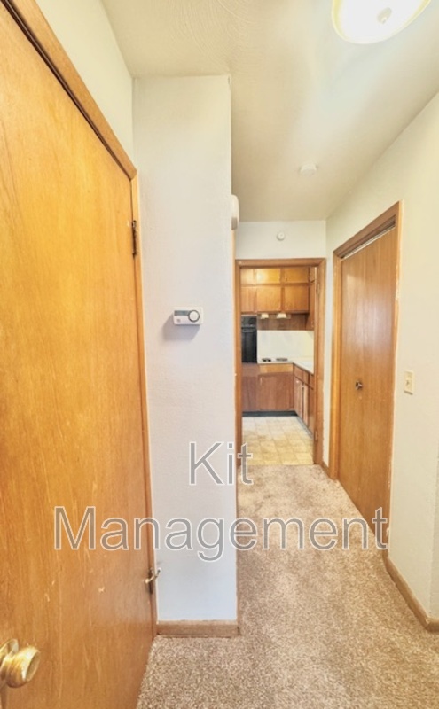 3320 DOUGLAS RD